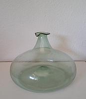 Plattflasche mit Ausguss, Hoehe 21 cm